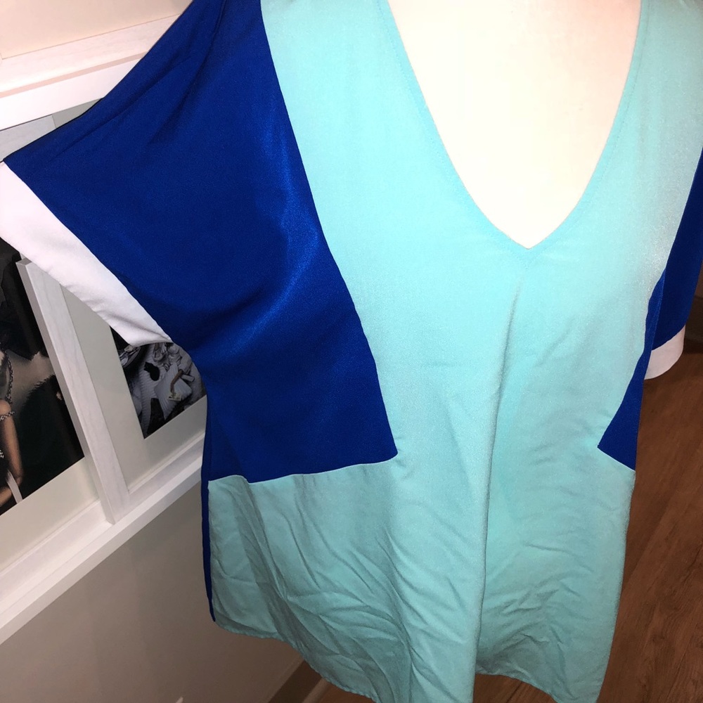 Project Runway •Top - Picture 4 of 7